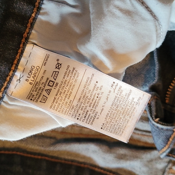 Old Navy Mid Rise Dark Jeans - Picture 3 of 5